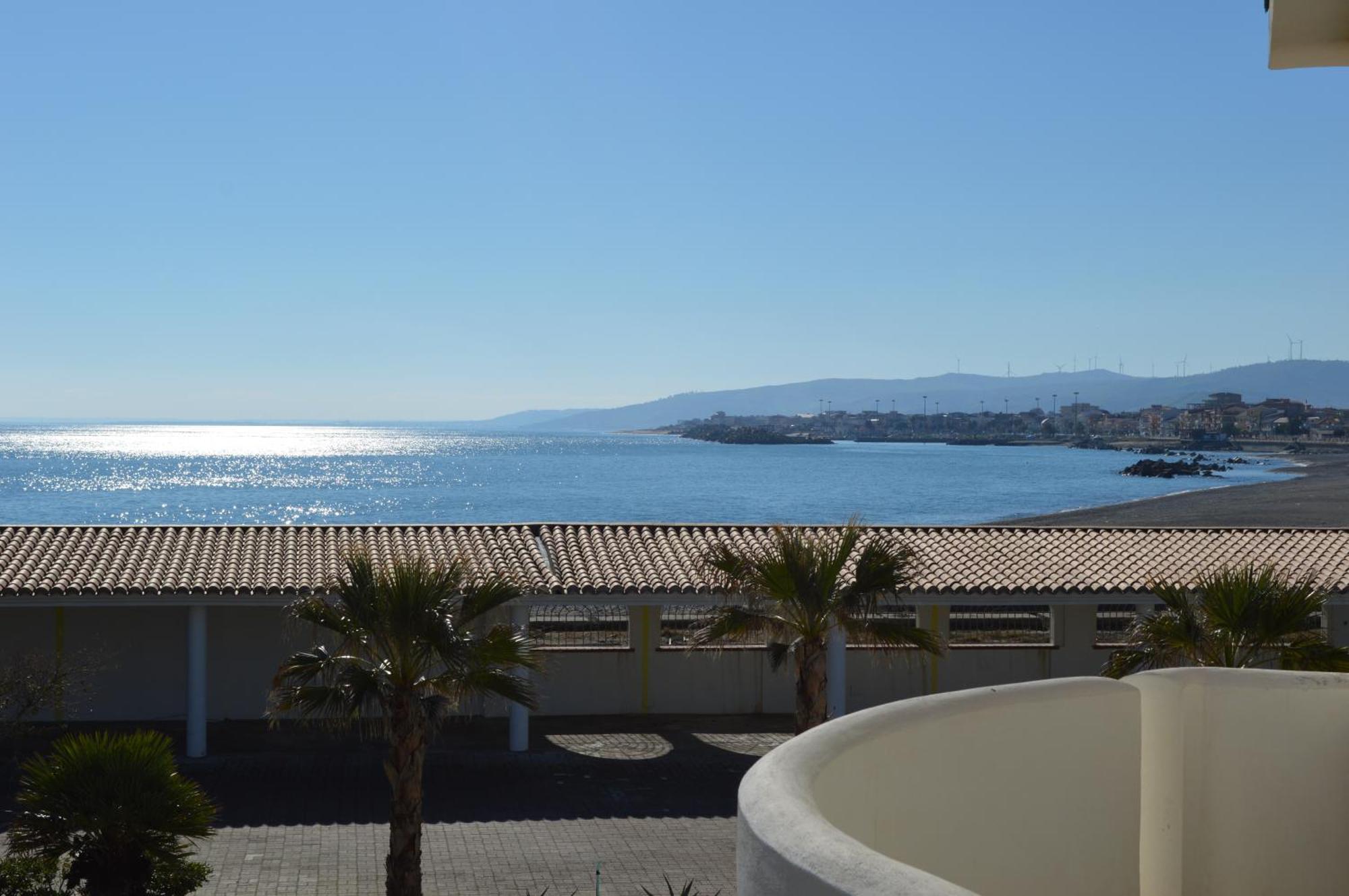 Cirò Marina Hotel Residence Il Gabbiano חדר תמונה